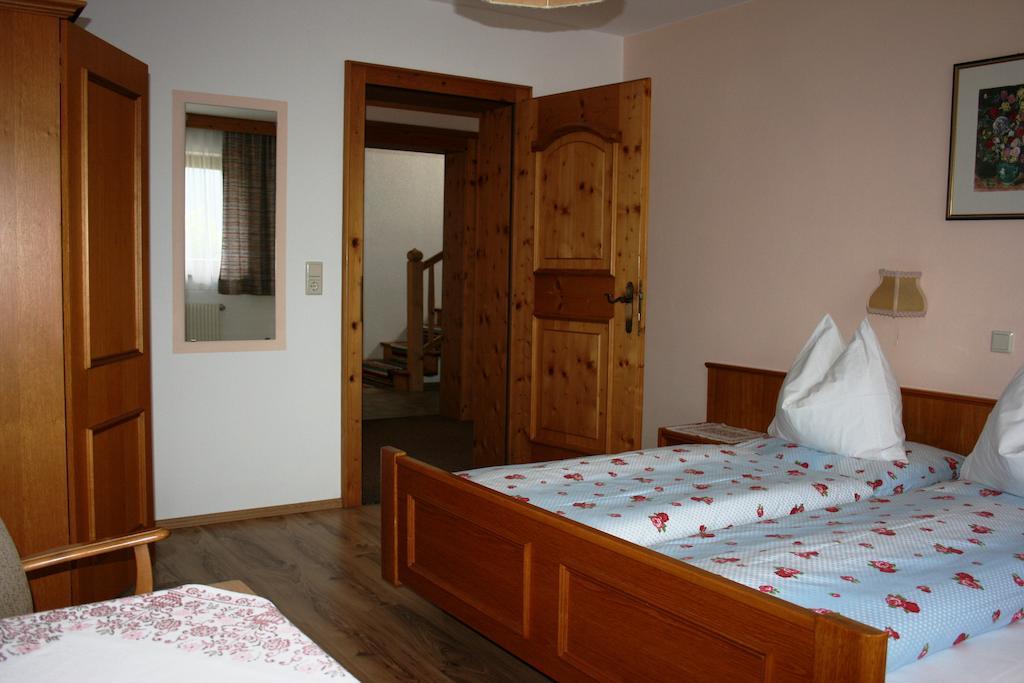 Haus Ampferstein Lägenhet Telfes im Stubai Rum bild